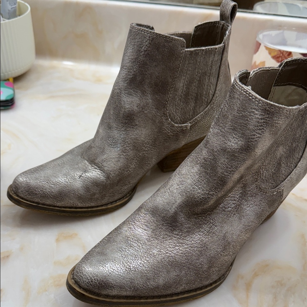 Very Volatile Metallic Gray Heeled Boots